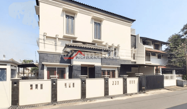 Rumah Siap Huni Semi Furnished di Cipete, Jakarta Selatan