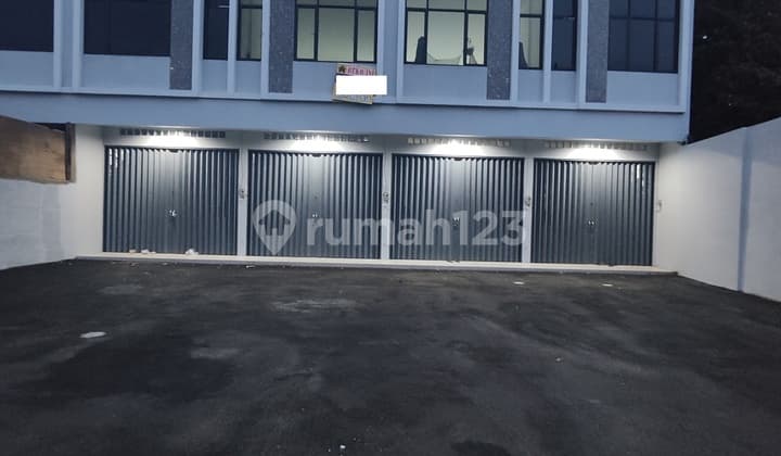 3-Story Shop House - Pondok Cabe Intersection - Annual Rent 90 Million