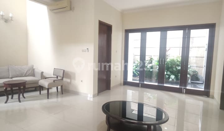 Town House-dekat Blok M-siap Huni-luas 162/200 Harga 5,3 M-