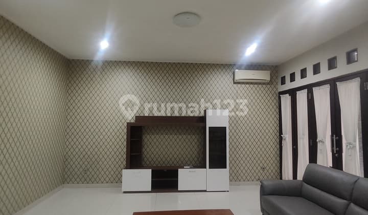 Fully Furnished - Near Sudirman - One Gate System - Annual Rent 350 Million IDR. Negotiable -