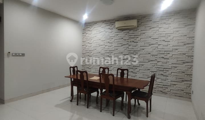 Near Sudirman - Fully Furnished - Rental Price 350 Million Per Year. Negotiable -