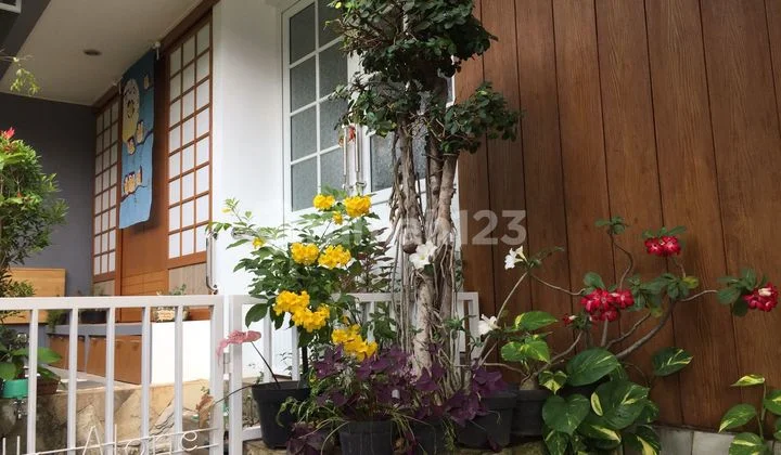 Beautiful House in Kebayoran Residence Bintaro Jaya Sector 7, Semi-Furnished, Eligible for KPR.