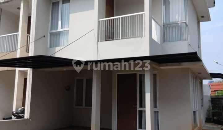 Rumah Cluster Asri Bintaro Sektor 4 Siap Huni Dekat Stasiun