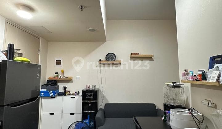 Tokyo Riverside Apartment 2 BR Semi Furnish Siap Huni Low Zone