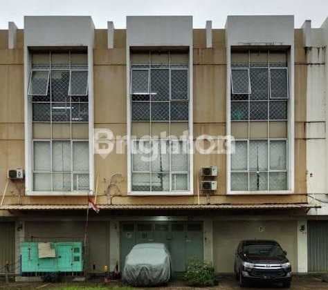 Ruko Gandeng 3 Rawa Bokor Cengkareng Jakarta Barat Siap Pakai