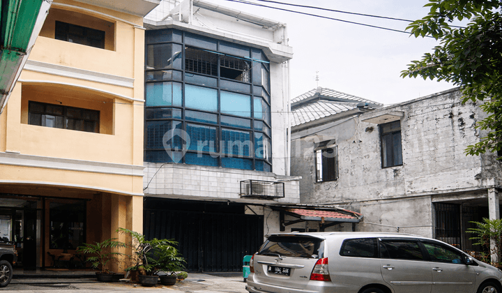 Ruko 4 Lantai Siap Pakai Utk Usaha & Investasi di Pulo Mas, Jakarta Timur