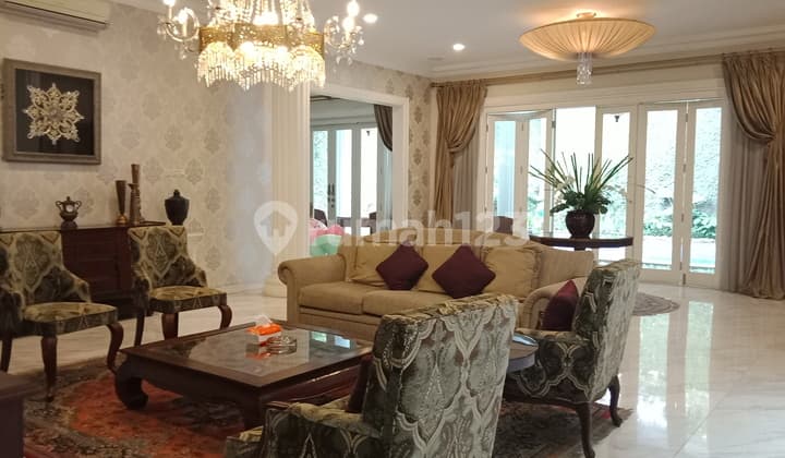 Comfortable & Limited House In Strategic Location Center Of Jakarta "The Price Can Be Negotiable