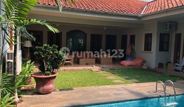 Beautiful house in kemang area "the price can be negotiable"