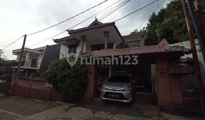 dijual rumah di dalam komplek pondok kuwera