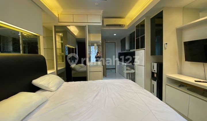 Studio Furnish Kamar Mandi Renov Apt.royal Mediterania Garden