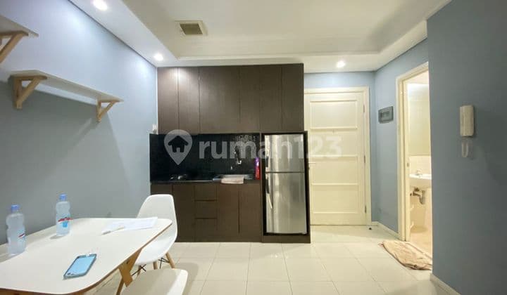 2 Kamar Furnish Bagus Pool LT Rendah Apt.royal Mediterania Garden