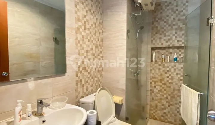 2Br Plus Bagus Siap Huni Apt.royal Mediterania Garden Dekat Cp