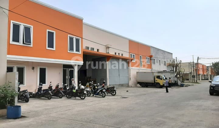 Gudang di Komplek Bandara Soekarno Hatta, Tangerang 350 M Bagus