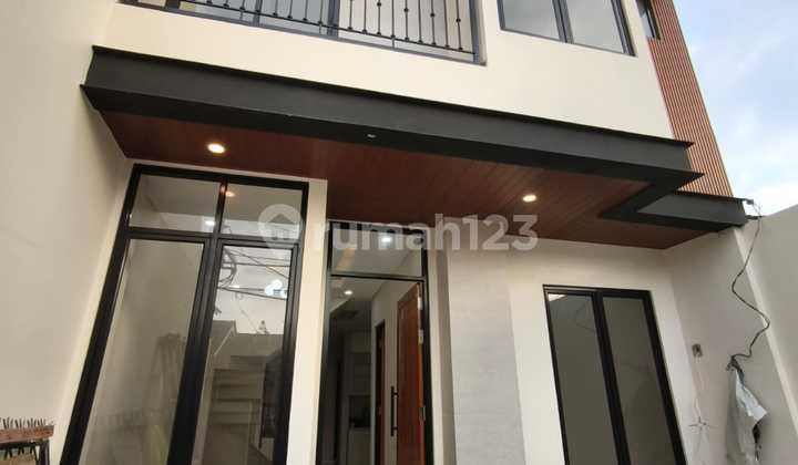 2,2 jd 2,05M | Rumah 2LT Manis Stasiun Rawabuntu Strategis, MURAH ABIS