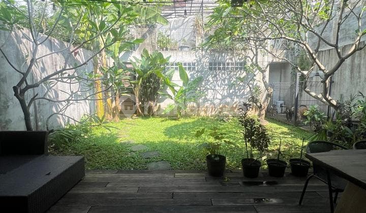 Rumah Hijau Banyak TAMAN, GREEN House Provence BSD Ternyaman, Puspita