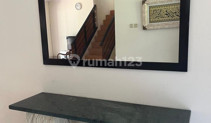 Disewakan Rumah Kebun Bsd, Sewa 3 Kamar Gede, The Castilla Giri Puspita Loka The Green Delatinos