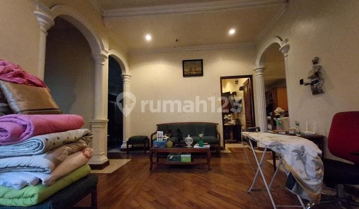TERLUAS UI, Rumah 1258m Margonda Depok Klasik, Marmer Bathtube Jati CANTIK, dekat Jaksel Jakarta