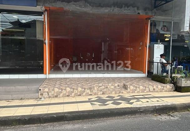 Ruko Premium 1 Lantai Lokasi Strategis Disewakan, di Seminyak Area
