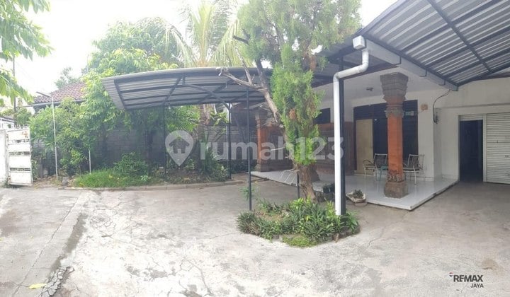Land 4.8 Are with Bonus Building for Sale, in Teuku Umar, Denpasar Area