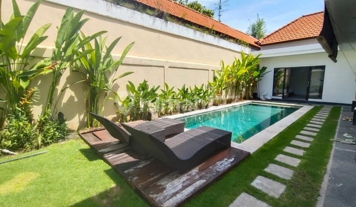3 Bedroom Villa Near By Nude Cafe For Lease, Area Umalas, Kuta Utara