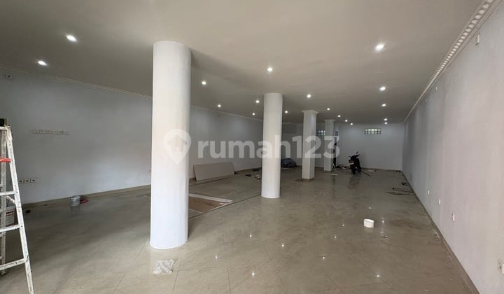 Ruko Strategis 3 Lantai Disewakan, di Denpasar Barat Area