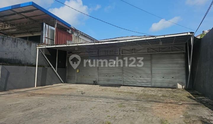 Toko 1 Lantai Disewakan, di Area Mahendradatta Utara, Denpasar