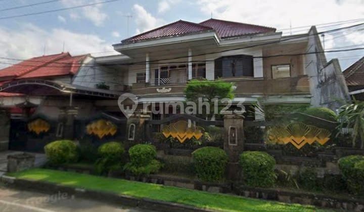 Rumah Mewah 8 Kamar Tidur Dijual, di Gatsu Tengah, Denpasar Area
