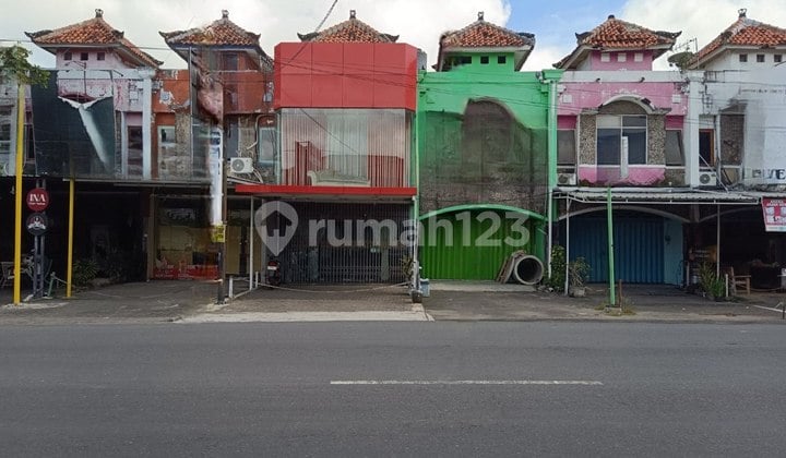 2.5-Story Shophouse for Rent, in the Pedungan Sesetan Area, Denpasar