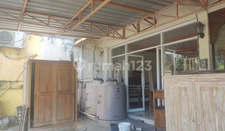 1-Story Shop for Rent, in the Premium Area of Sunset Road Kuta