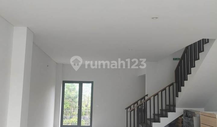 Premium 3-Storey Shop House for Rent, in West Teuku Umar, Denpasar Area