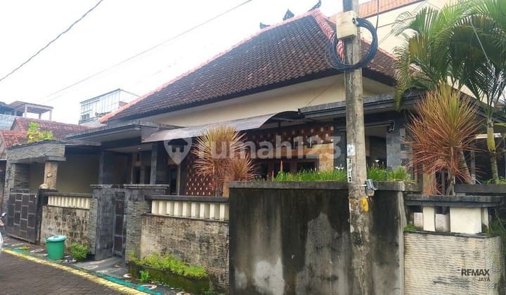 Rumah Baru Dekat Fasilitas Umum Disewakan, di Denpasar Barat Area