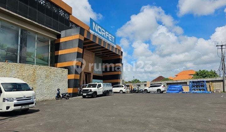 Building / Commercial Space 37 Are for Rent, in Jimbaran-Nusa Dua