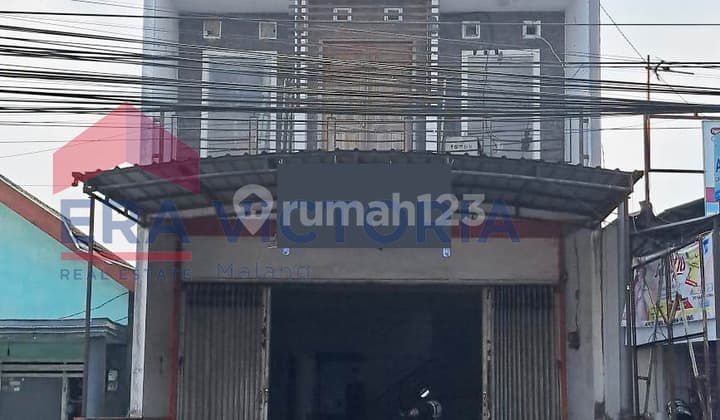 Ruko Sewa Pinggir Jalan Raya Lokasi Strategis dan Ramai Dekat Exit Tol