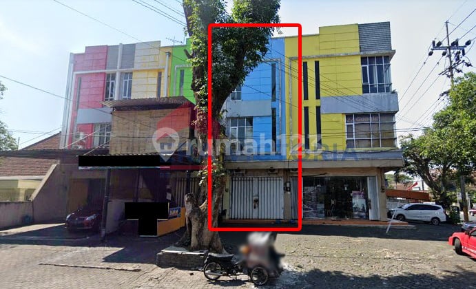 Ruko 3 Lantai di Kasin Siap Pakai Area Pulau Pulau