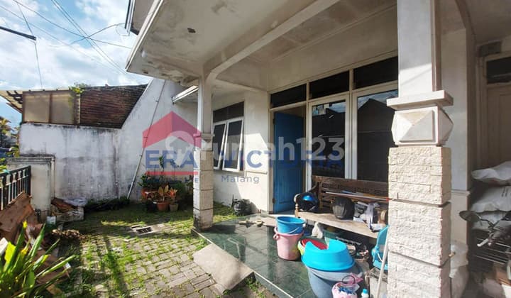 Rumah 1,5 Lantai di Taman Sulfat Blimbing