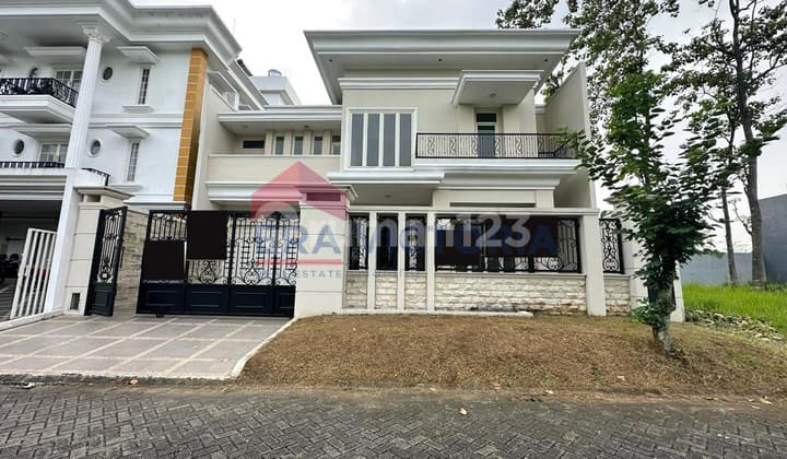 Rumah Mewah di Araya Dekat Creative Zone, Lap Golf