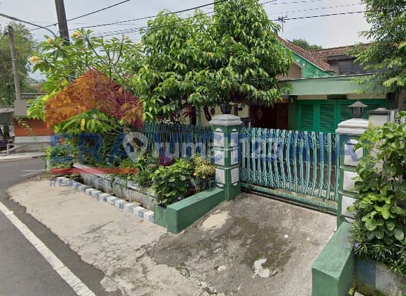 Rumah Hook Kota Malang Lokasi Strategis, Multifungsi Bisa untuk Hunian atau Kantor