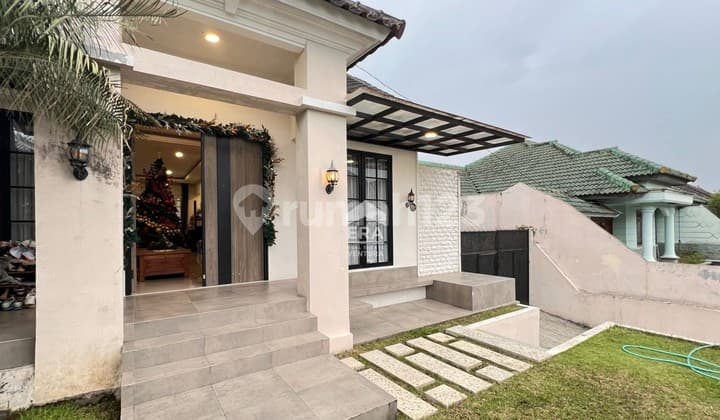 Dijual Rumah Bangunan Baru, Desain Minimalis di Puncak Dieng