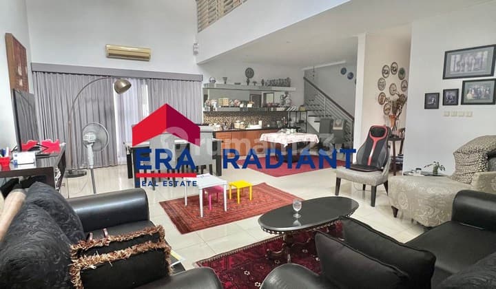 Rumah Hook Dijual di Jl Abdul Majid Dalam, Jakarta Selatan