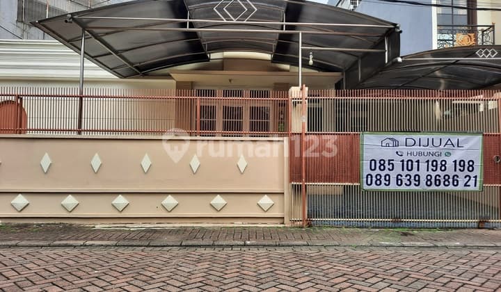 Duta Garden Lt 244 Lb 200 Hadap Timur