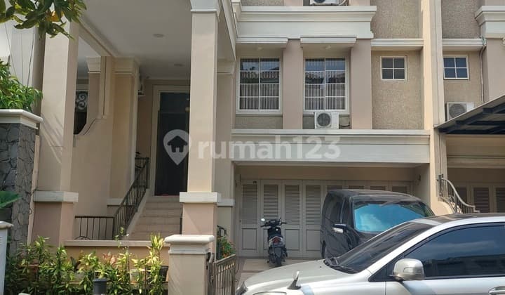 Bebas Banjir! Rumah di Belakang Mall Kelapa Gading