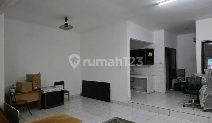 Rumah Pluit 7x24 | 6+1 Kamar | Utara