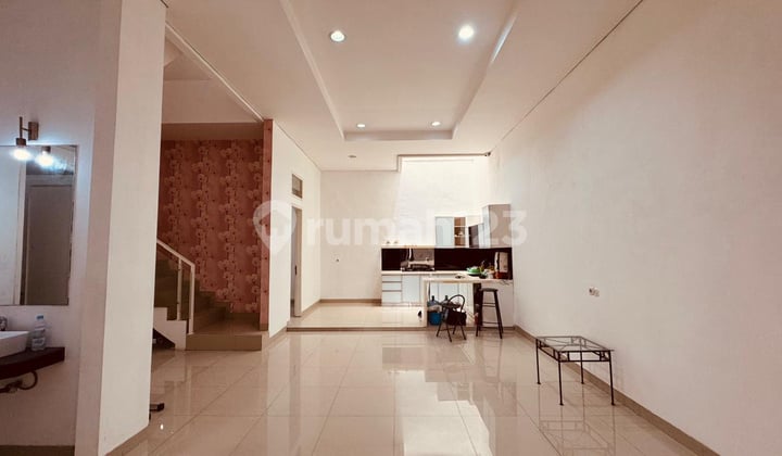 Rumah Jual Cepat di Muara Karang 8X15 Dekat Pasar