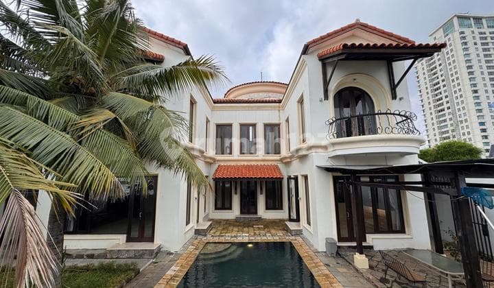 Pantai Mutiara Nuansa Villa Mediteranian Tepi Laut 650m Private Kanal Dermaga
