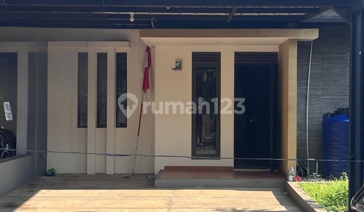 Rumah Tinggal di Kompleks Grand Sharon Soekarno-Hatta Bandung