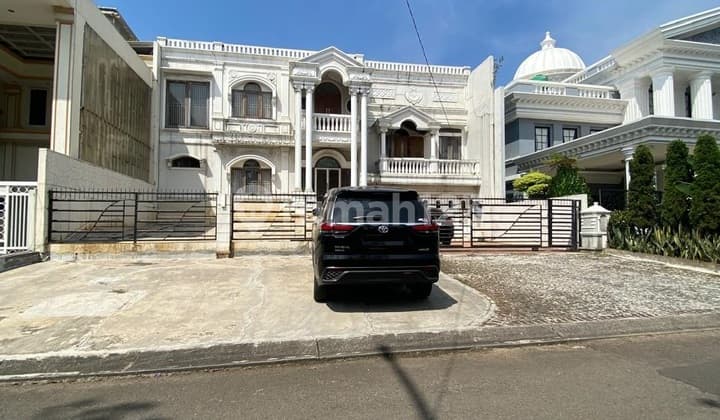 Rumah Klasik Harga Nego di Boulevard Kota Wisata Cibubur