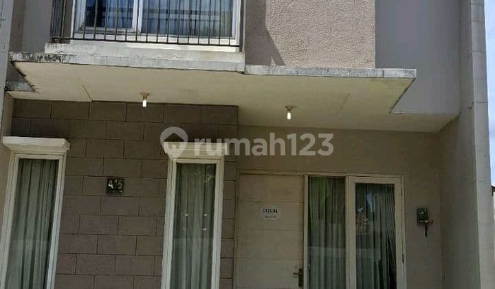 Rumah Cantik di Jade Park Buaran Tangerang Selatan