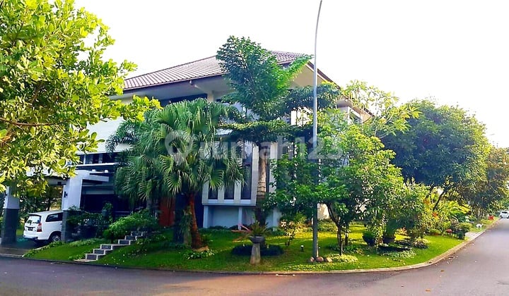 Rumah Cantik di The Green BSD Tangerang Selatan. Ti
