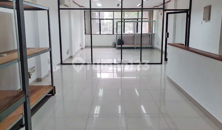 Ruko Bagus Lokasi Strategis di Roxy Mas 4.5 Lantai HGB