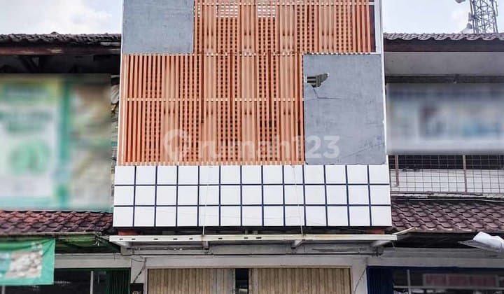 Sewa Ruko Puri Kembangan Raya Jakarta Barat, Strategis Pinggir Jalan & Baru Renovasi